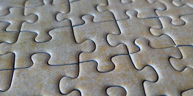 jigsaw-puzzle-1315356_640